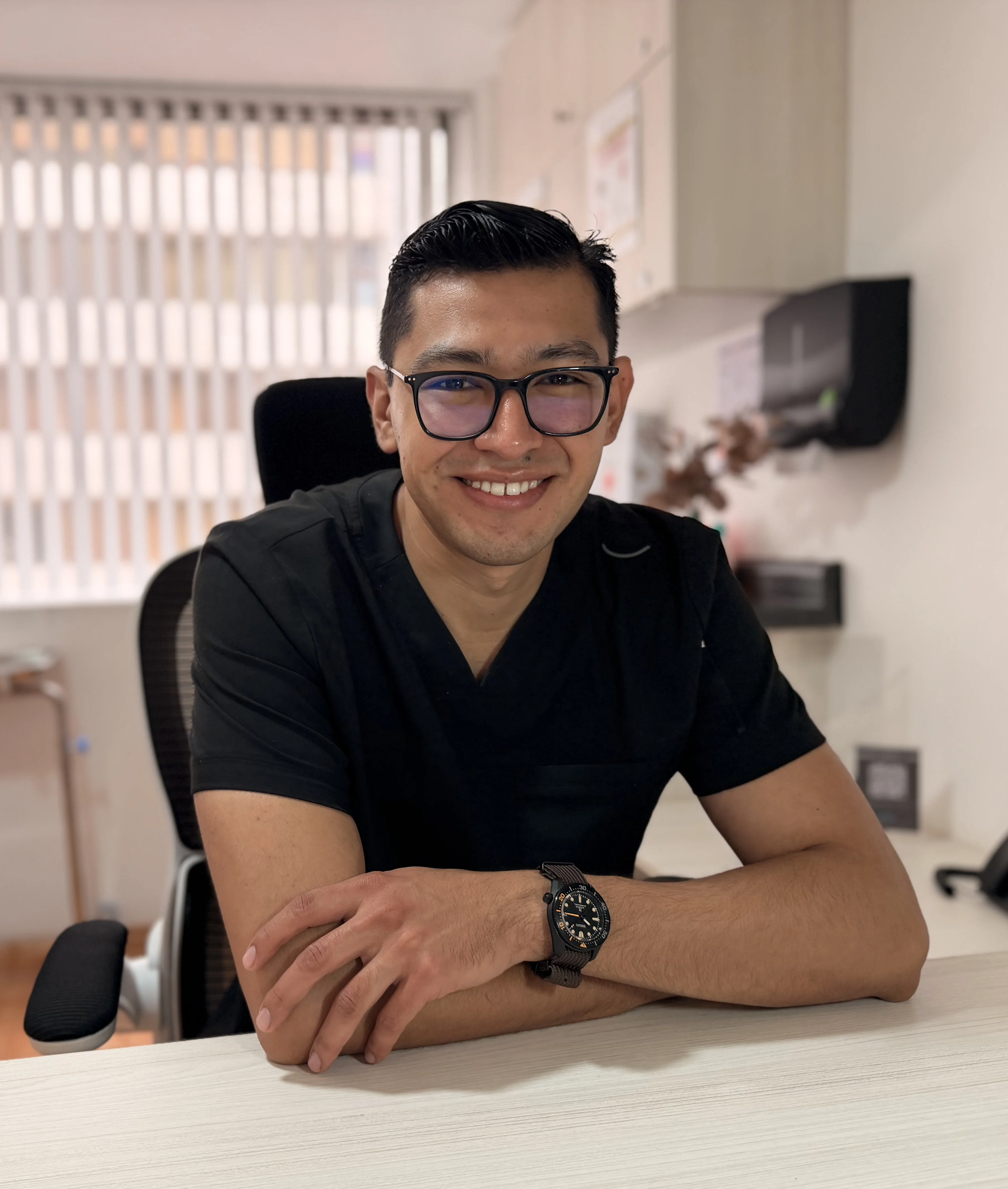 Dr. Alam Ruiz Hernández, urólogo en CDMX
